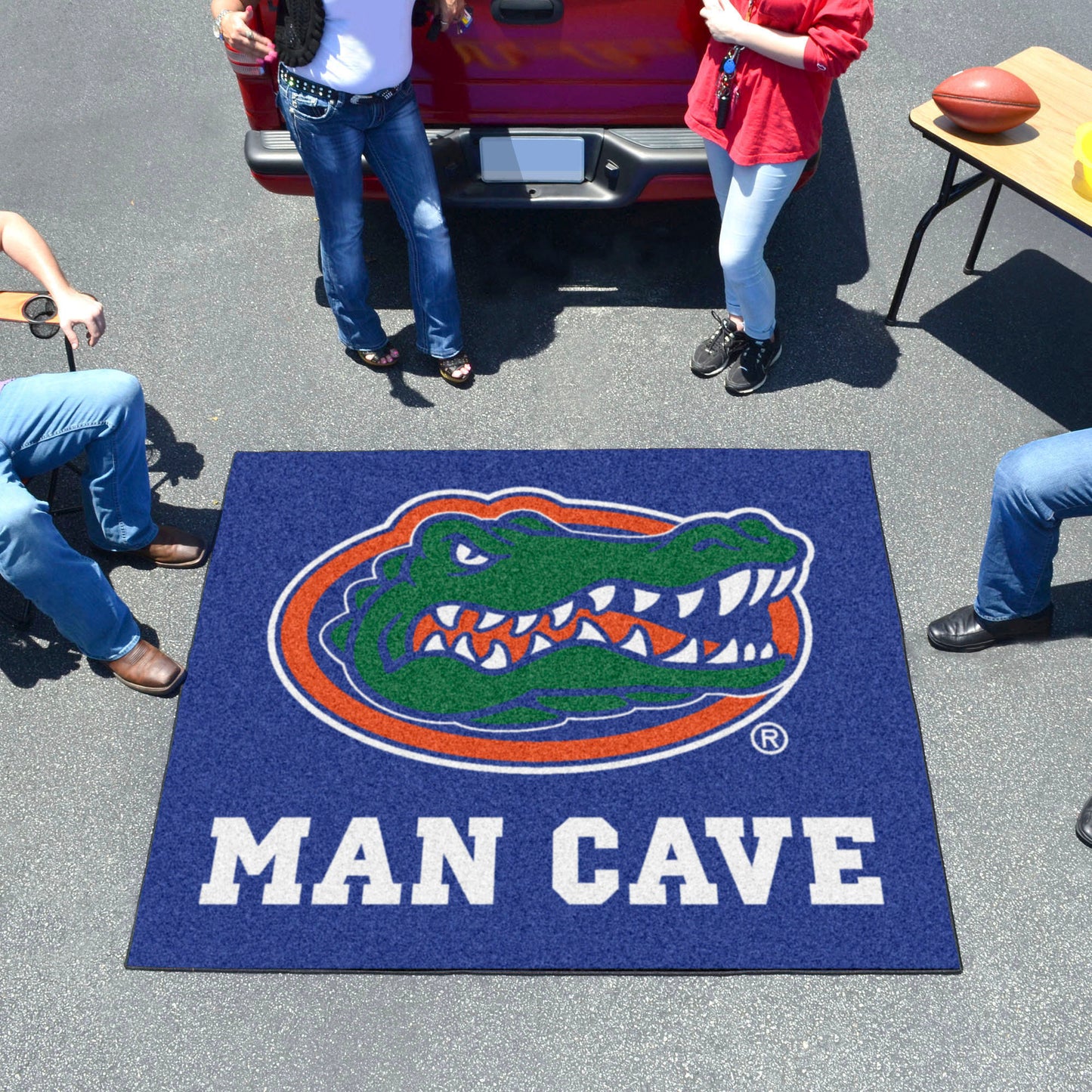 Florida Gators Man Cave Tailgater Rug - 5ft. x 6ft. - Gator Head Primary Logo