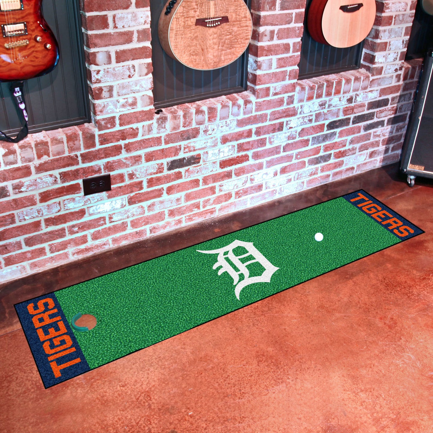 Detroit Tigers Putting Green Mat - 1.5ft. x 6ft. - D Primary Logo