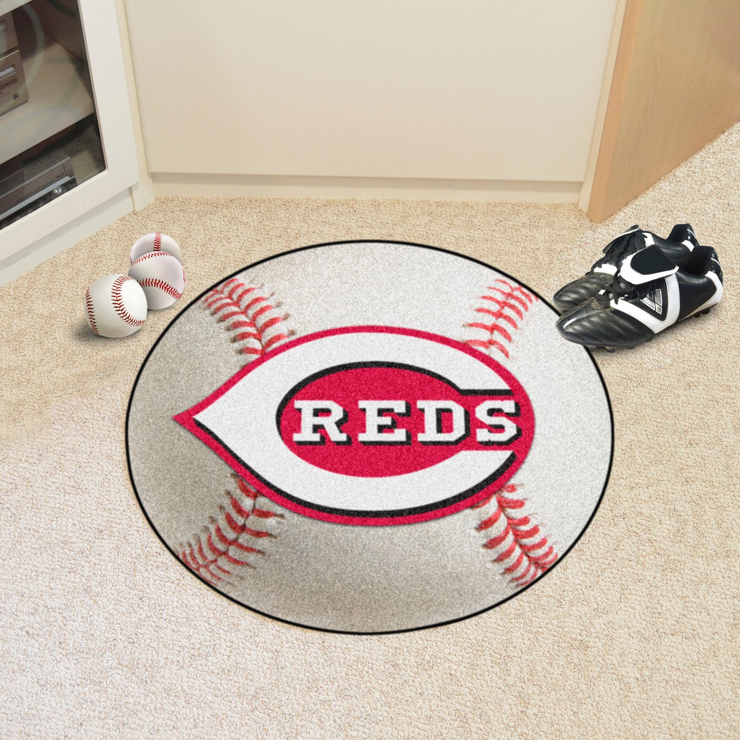 Cincinnati Reds Baseball Rug - 27in. Diameter - "C Reds" Logo