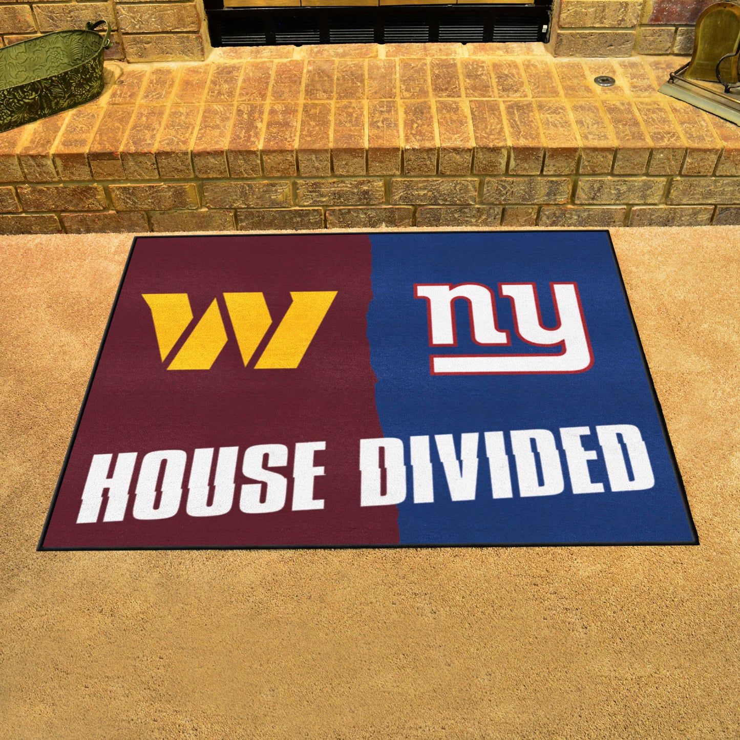 NFL Football Team / Giants House Divided Rug