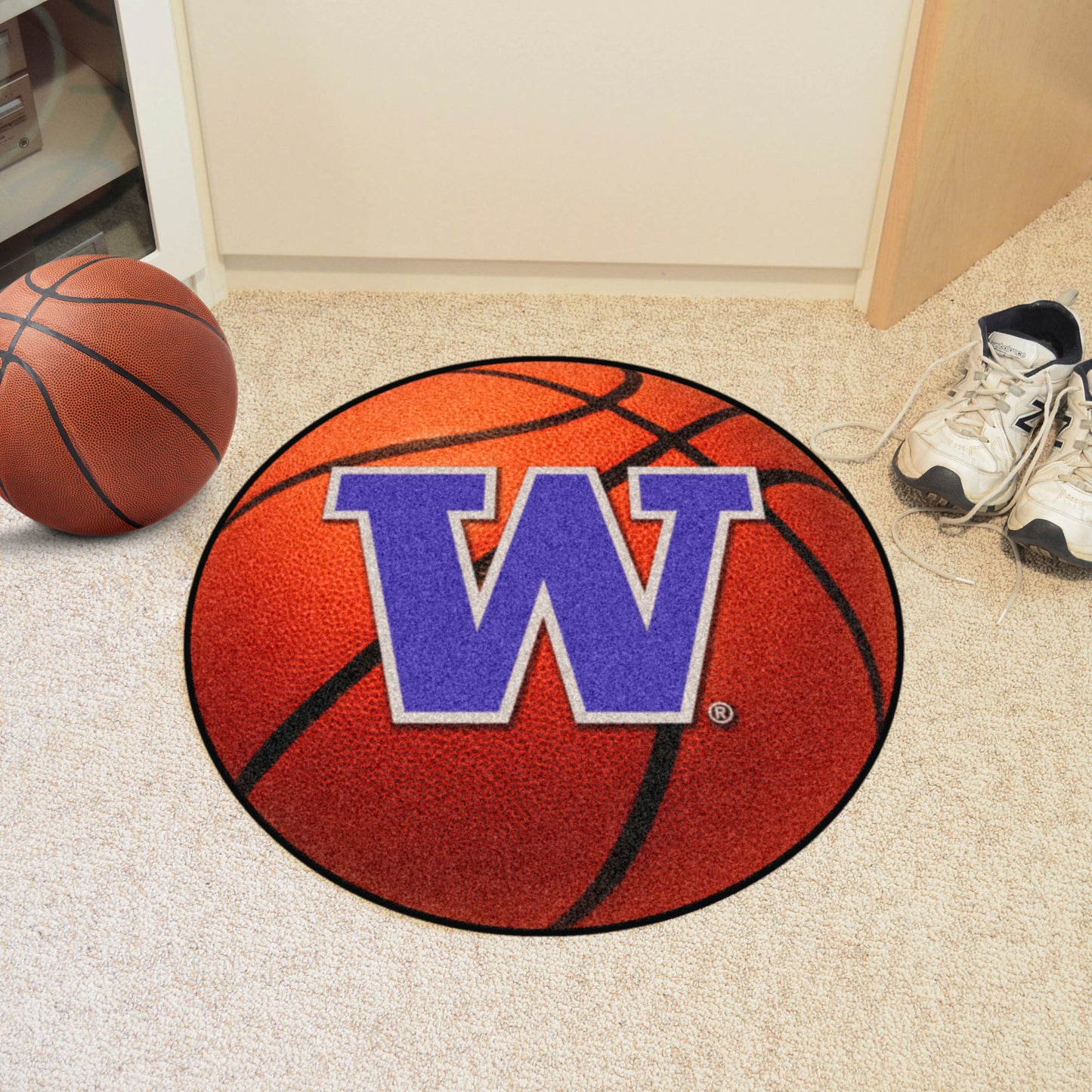 Washington Huskies Basketball Rug - 27in. Diameter