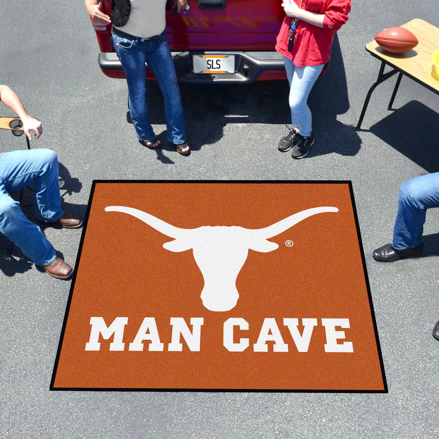 Texas Longhorns Man Cave Tailgater Rug - 5ft. x 6ft.