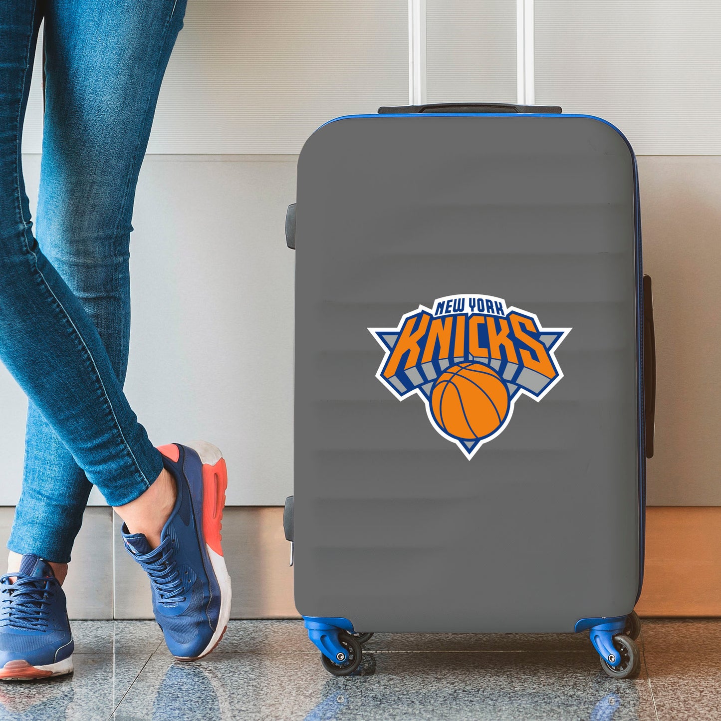 New York Knicks Large Decal Sticker